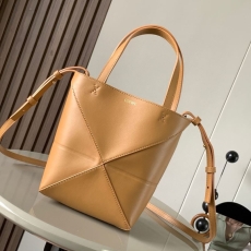 Loewe Shopping Bags